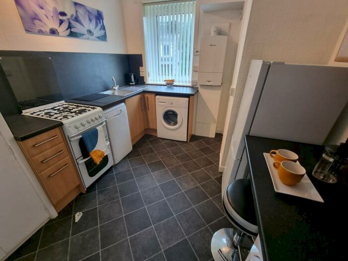 3 Bedroom Flat To Rent In Willowbank Road, Holburn, Aberdeen, AB11