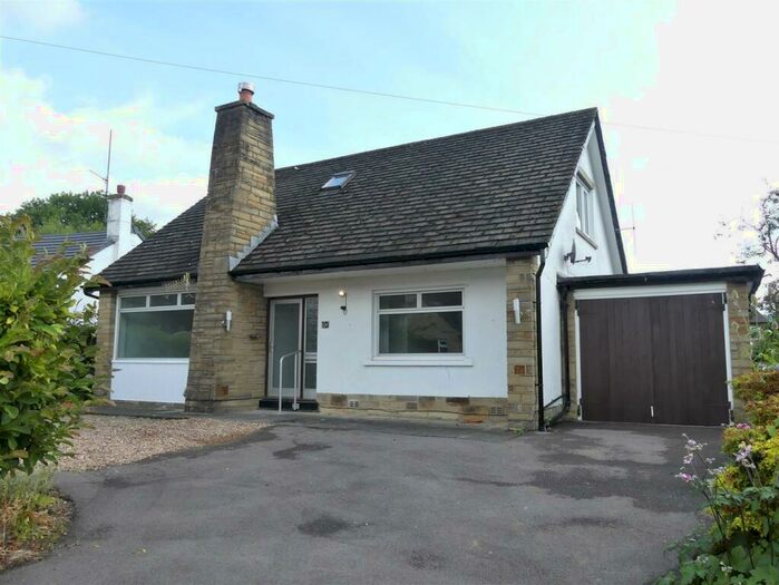 3 Bedroom Detached House To Rent In Park Crescent, Addingham, LS29