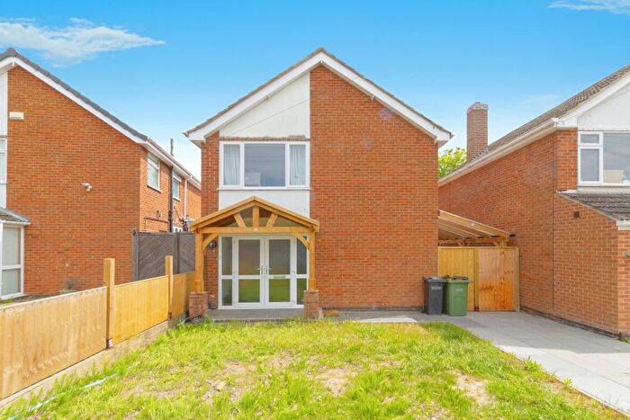 4 Bedroom Property To Rent In Kent Drive, Oadby, Leicester, LE2