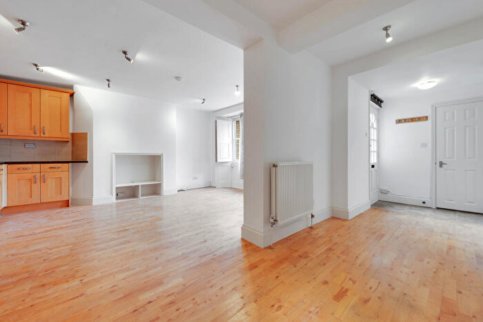 2 Bedroom Apartment To Rent In South Villas, Camden, London, NW1