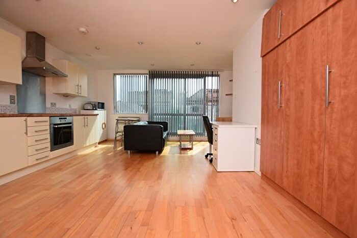 Studio To Rent In Broughton House, Sheffield, S1