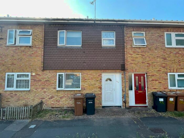 3 Bedroom Property To Rent In Launcelot Close, Andover, SP10