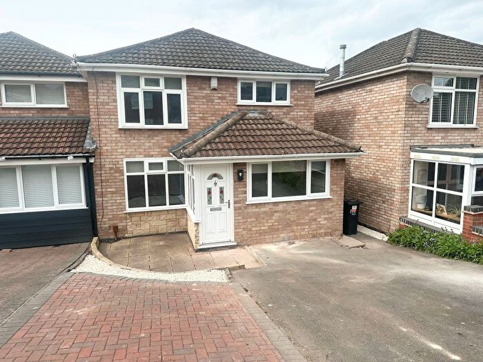 4 Bedroom Property To Rent In Gayfield Avenue, Brierley Hill, DY5