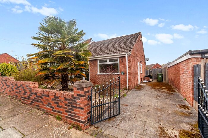 2 Bedroom Semi Detached Bungalow For Sale In Peebles Avenue, St. Helens, WA11