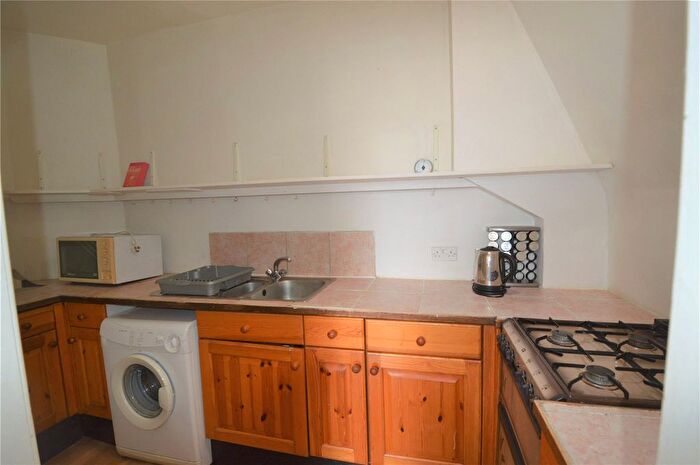 1 Bedroom Flat To Rent In Grove Street, Edinburgh, EH3