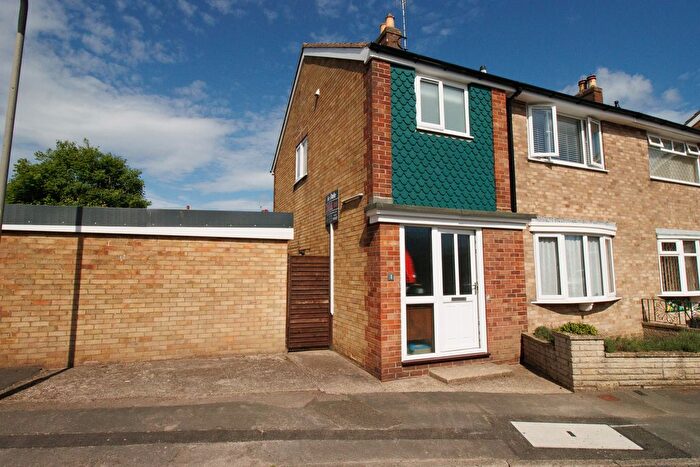 3 Bedroom Terraced House For Sale In Ashley Court, Filey, YO14