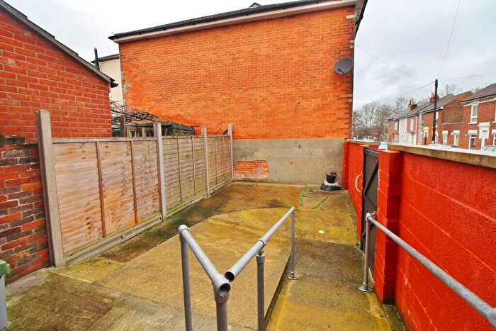 2 Bedroom Semi-Detached House For Sale In Walker Road, Stamshaw, PO2