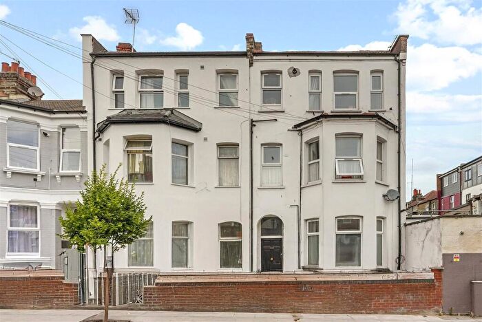 1 Bedroom Flat To Rent In Seymour Road, Harringay, N8