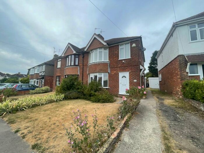 1 Bedroom Flat To Rent In Warmdene Avenue, Brighton, East Sussex, BN1