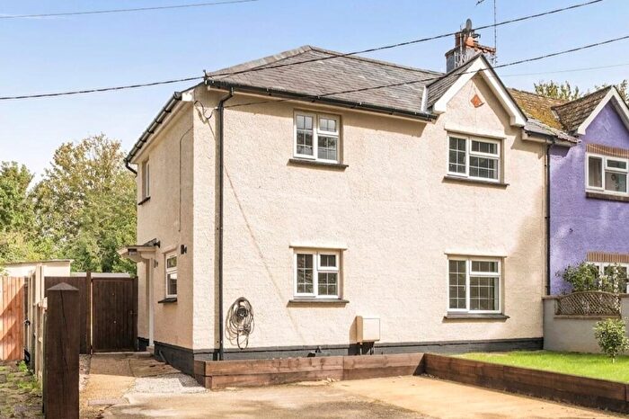 3 Bedroom Semi-Detached House For Sale In Figsbury Road, Winterbourne Dauntsey, SP4