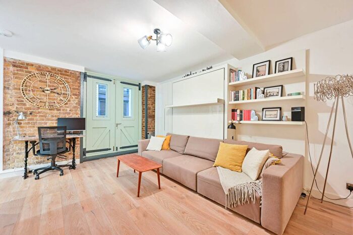 Studio For Sale In Lafone Street, Shad Thames, London, SE1