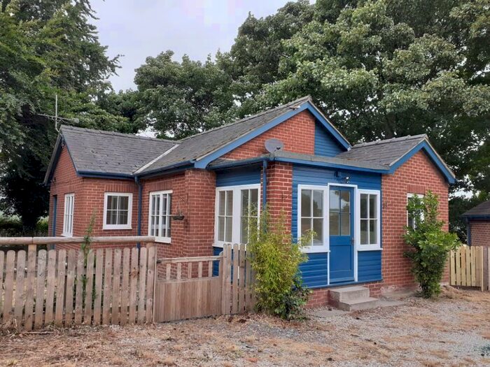 2 Bedroom Detached House To Rent In Eckington Road, Staveley, Chesterfield, S43