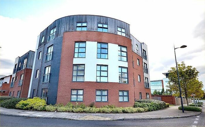 2 Bedroom Flat To Rent In Clearwater Drive, Didsbury, M20