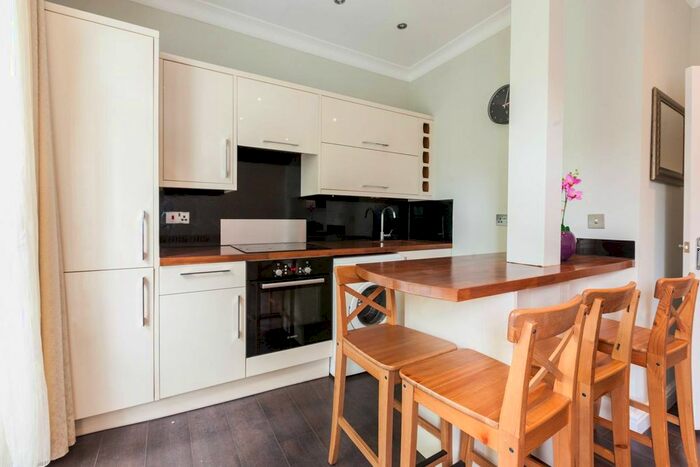 1 Bedroom Flat To Rent In Vassall Road, Brixton, London, SW9