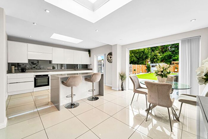 2 Bedroom Semi-detached Bungalow For Sale In Feltham Hill Road, Ashford, TW15