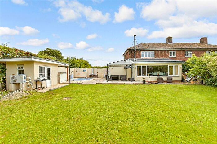 3 Bedroom Semi-detached House For Sale In Rushett Lane, Norton, Faversham, Kent, ME13