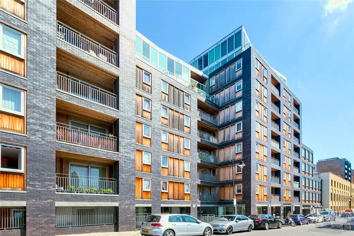 2 Bedroom Flat To Rent In Wenlock Building, Wharf Road, N1