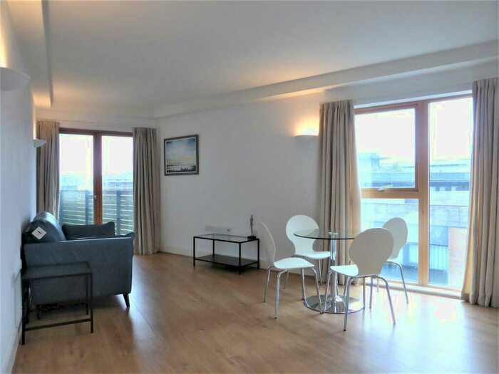 2 Bedroom Flat To Rent In Brighton Belle -, P16