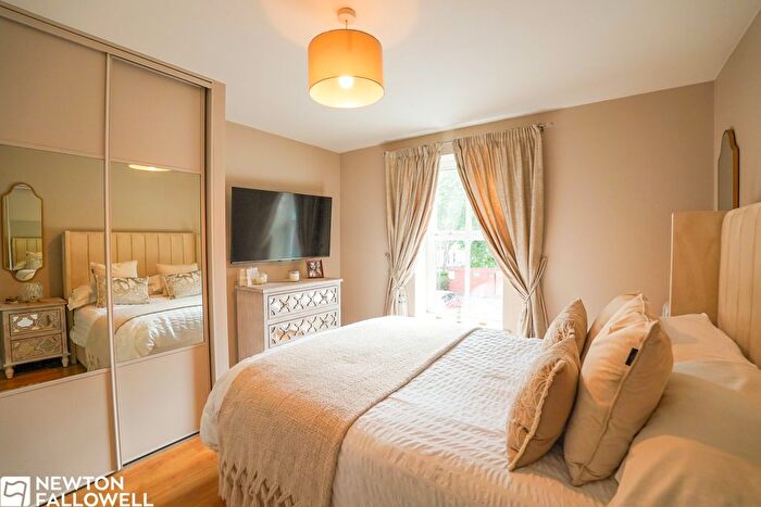 2 Bedroom Flat For Sale In Carolgate Court, Retford, DN22