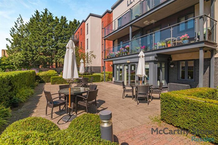 1 Bedroom Apartment For Sale In Llys Faith, Ilex Close, Llanishen, Cardiff, CF14