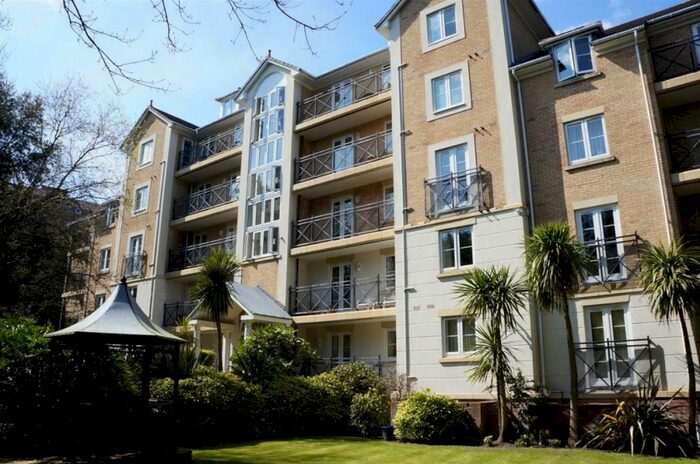 2 Bedroom Flat To Rent In Knyveton Road, Bournemouth, BH1
