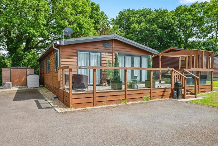 2 Bedroom Park Home For Sale In Bacton Road, North Walsham, NR28