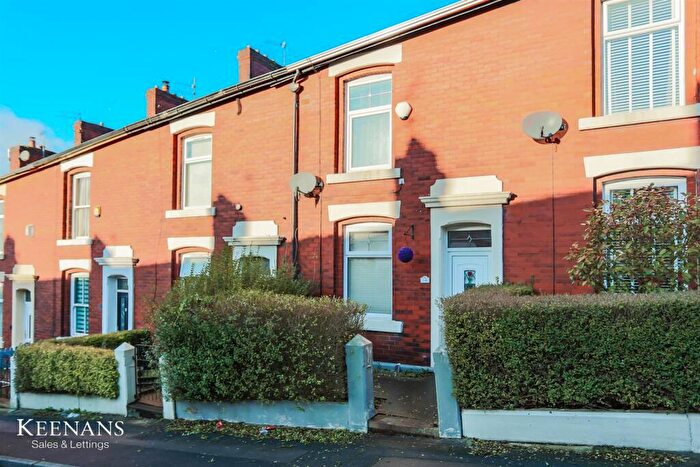 3 Bedroom Terraced House For Sale In Abbotsford Avenue, Blackburn, BB2