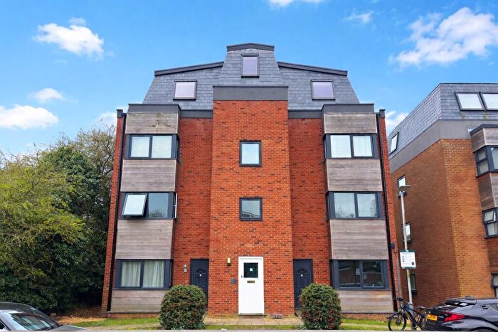 1 Bedroom Flat For Sale In Tarrant Court, Ingleside Drive, Stevenage, SG1