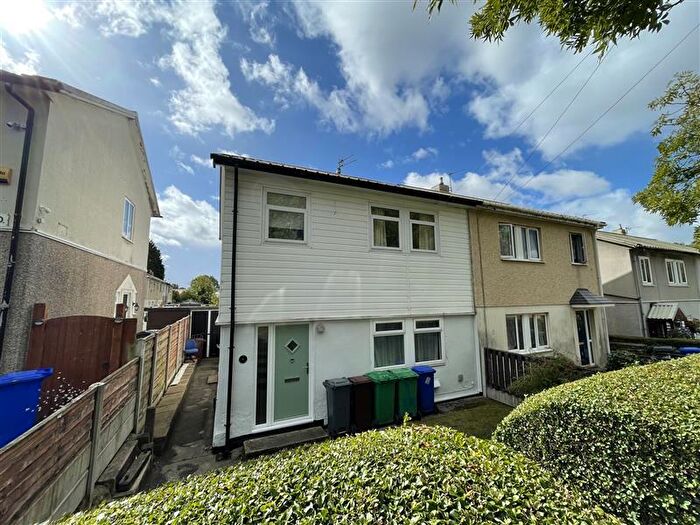 3 Bedroom Semi Detached House For Sale In Thornby Walk, Manchester, Greater Manchester, M23