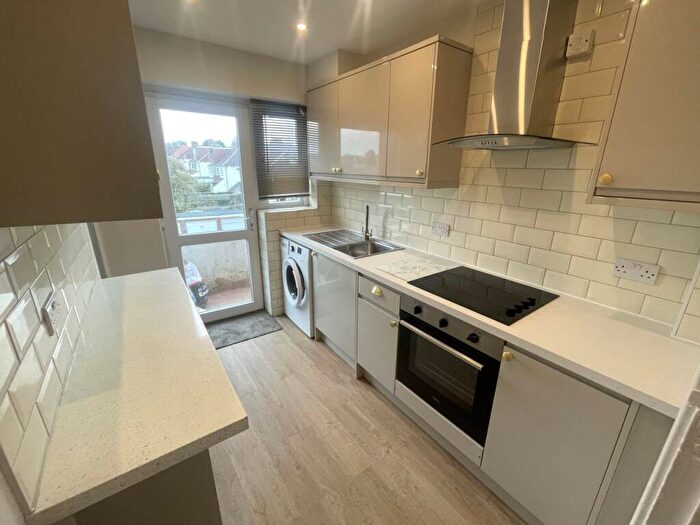 2 Bedroom Flat To Rent In Nevill Court, Nevill Road, Hove, BN3