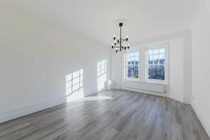 3 Bedroom Flat To Rent In Sussex Mansions, South Kensington, SW7