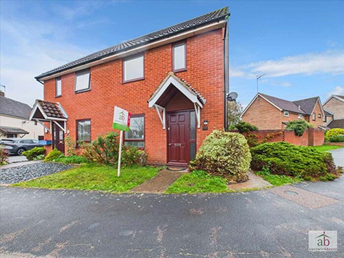 3 Bedroom Semi Detached House To Rent In Manor Road, Martlesham Heath, Ipswich, IP5