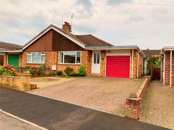 2 Bedroom Bungalow To Rent In Ellerslie Close, Charminster, Dorchester, DT2