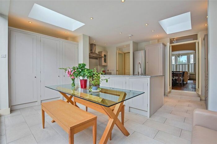 4 Bedroom Detached House To Rent In Bishops Road, London, SW6