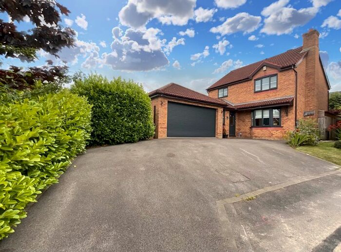 4 Bedroom Detached House For Sale In Merino Close, Lightwood, Longton