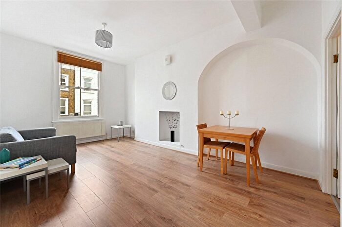 1 Bedroom Flat To Rent In Blythe Road, Brook Green, London, W14