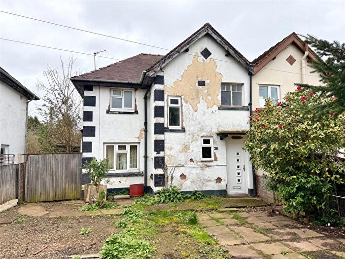 3 Bedroom Semi Detached House For Sale In Baskerville Road, Kidderminster, Worcestershire, DY10