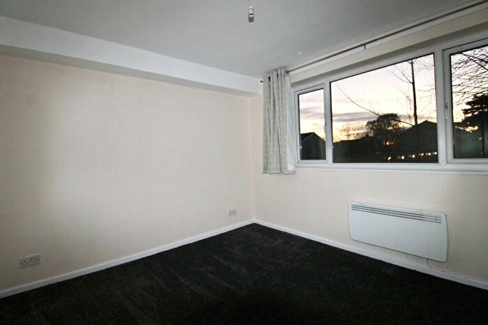 2 Bedroom Flat To Rent In Havelock Road, Croydon, London, CR0