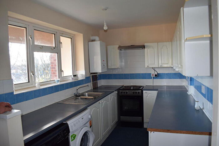 2 Bedroom Flat To Rent In Meadow Street, Nuneaton, CV11
