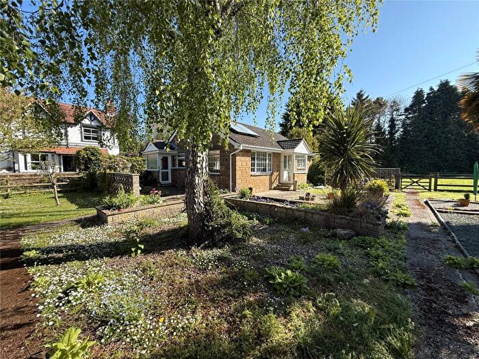 2 Bedroom Bungalow For Sale In Millers Lane, Newport, Isle Of Wight, PO30