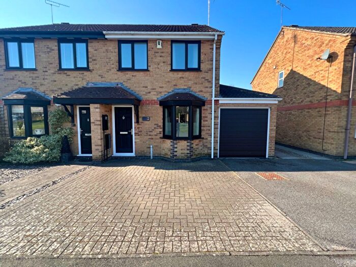 3 Bedroom Semi-Detached House To Rent In Marriott Drive, Kibworth, LE8