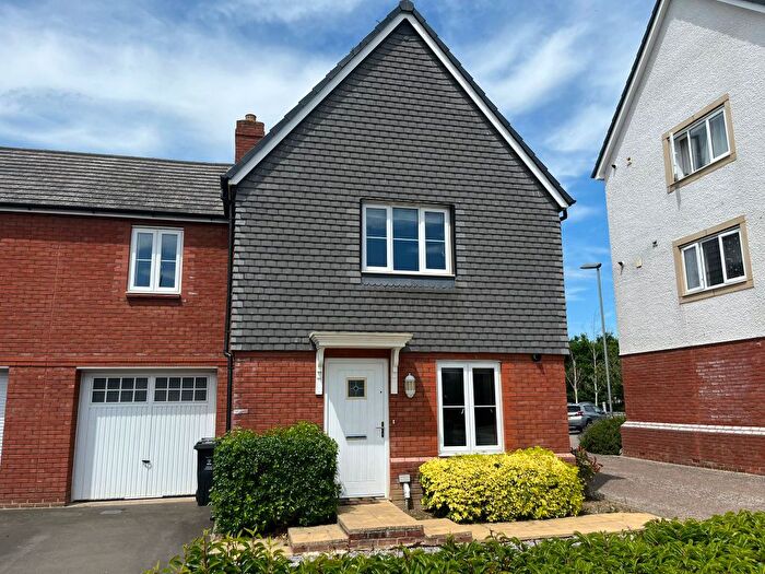 3 Bedroom Semi-Detached House To Rent In Greene Street, Swindon, SN25
