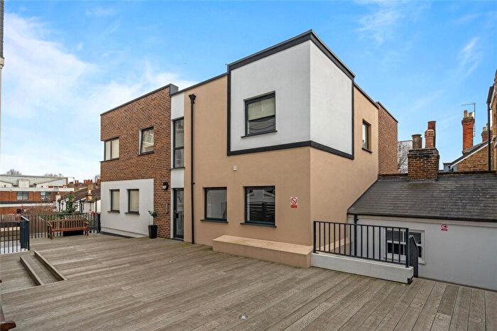 1 Bedroom Apartment For Sale In Manor Place, Sutton, SM1