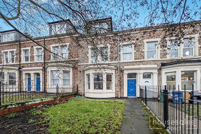 2 Bedroom Maisonette For Sale In Woodbine Place, Gateshead, NE8