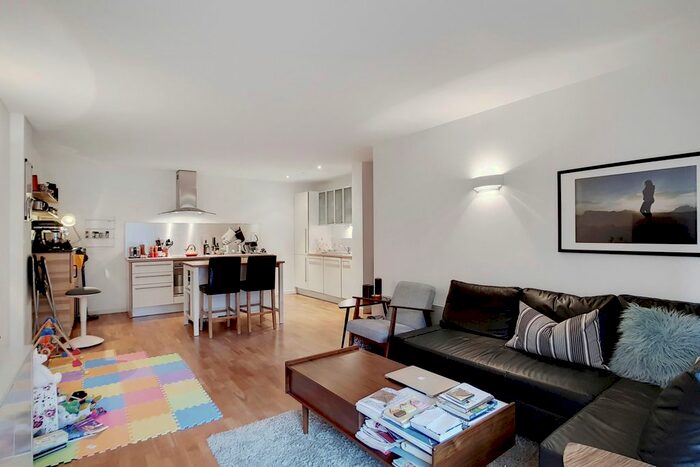 2 Bedroom Flat To Rent In Gainsborough Studios South, Poole Street, N1