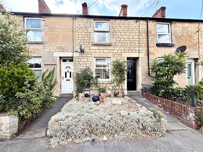 3 Bedroom Terraced House For Sale In Shelburne Road, Calne, SN11