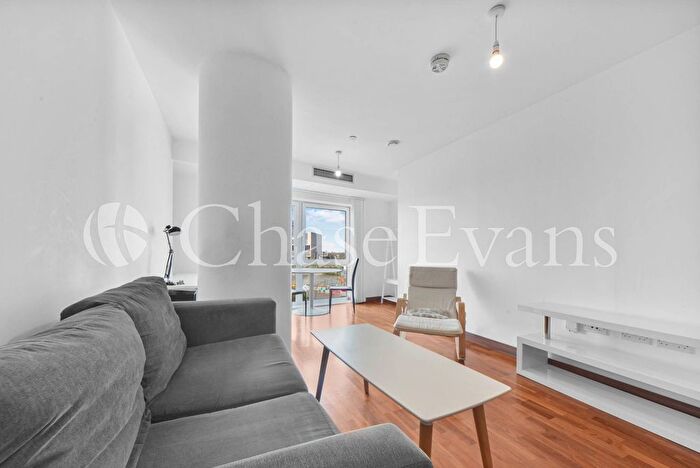 1 Bedroom Flat To Rent In Stratford Riverside, High Street, Stratford, London, E15