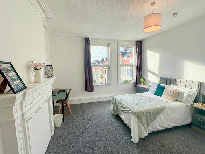 12 Bedroom Terraced House To Rent In Marlborough Road, Plymouth, PL4