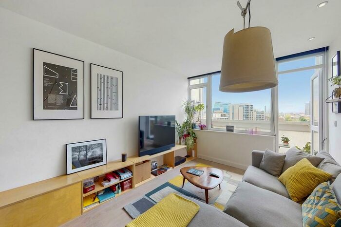 2 Bedroom Apartment To Rent In Kinsham House, Ramsey Street, Bethnal Green, E2