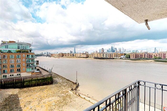 2 Bedroom Apartment For Sale In Princes Riverside Road, London, SE16